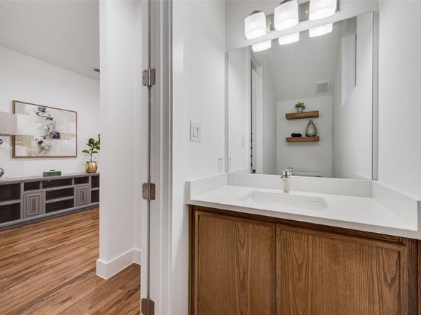 1234  Flanders Street , Dallas Texas 75208