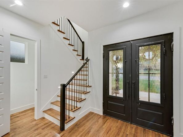 1234  Flanders Street , Dallas Texas 75208