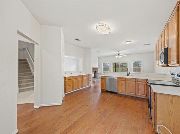 2221  La Costa Drive , Rowlett Texas 75088