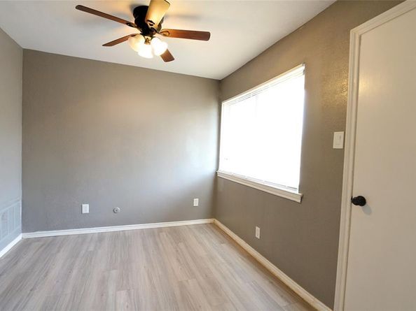9805  Walnut Street  212, Dallas Texas 75243