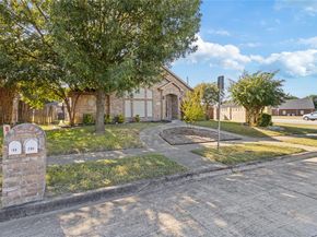 204  Trinity Drive , Lancaster Texas 75146