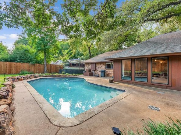 4307  Churchwood Drive , Arlington Texas 76016