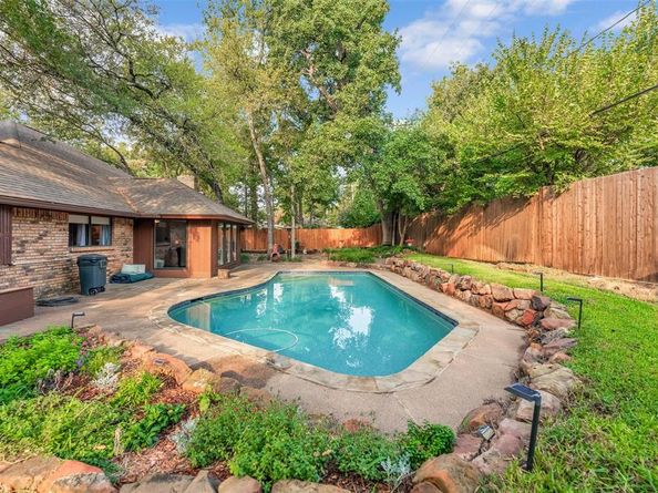 4307  Churchwood Drive , Arlington Texas 76016