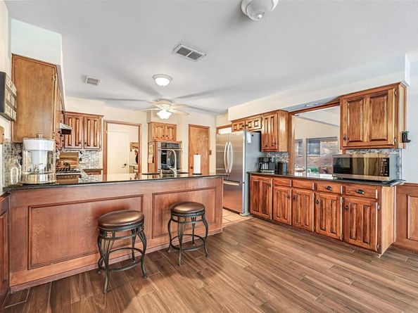 4307  Churchwood Drive , Arlington Texas 76016