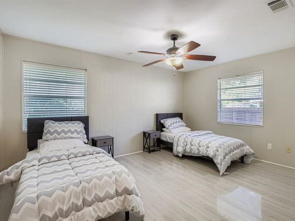 3921  Douglas Drive , Garland Texas 75041