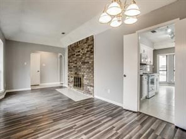 2433  Hallmark Street , Grand Prairie Texas 75052