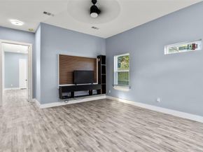 3615  Atlanta Street , Dallas Texas 75215