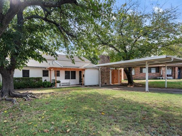 2548  Wood Valley Place , Dallas Texas 75211