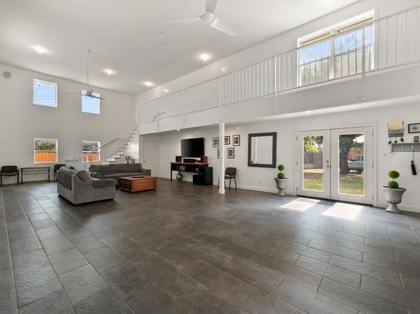 2548  Wood Valley Place , Dallas Texas 75211