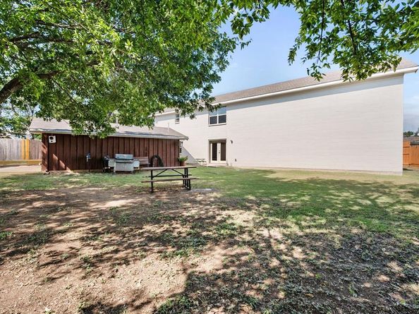 2548  Wood Valley Place , Dallas Texas 75211