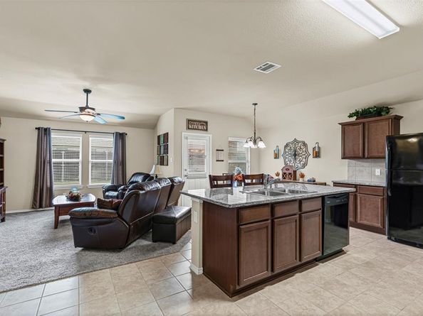 1104  Ruby Court , Princeton Texas 75407