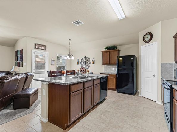1104  Ruby Court , Princeton Texas 75407