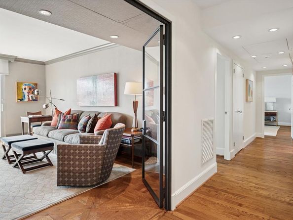 3310  Fairmount Street  11D, Dallas Texas 75201