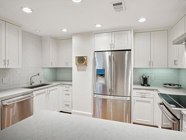 3310  Fairmount Street  11D, Dallas Texas 75201