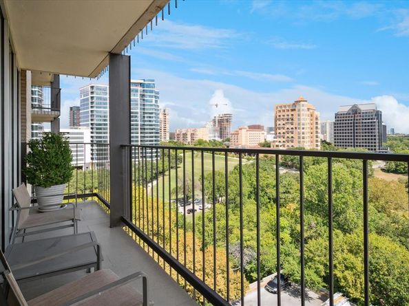 3310  Fairmount Street  11D, Dallas Texas 75201
