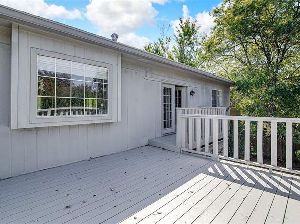 2703  Kingswood Court , Arlington Texas 76001