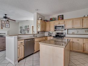 2703  Kingswood Court , Arlington Texas 76001