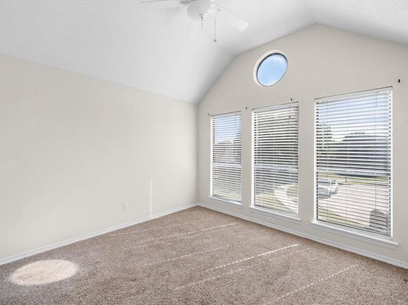 2094  Amber Court , Lewisville Texas 75067