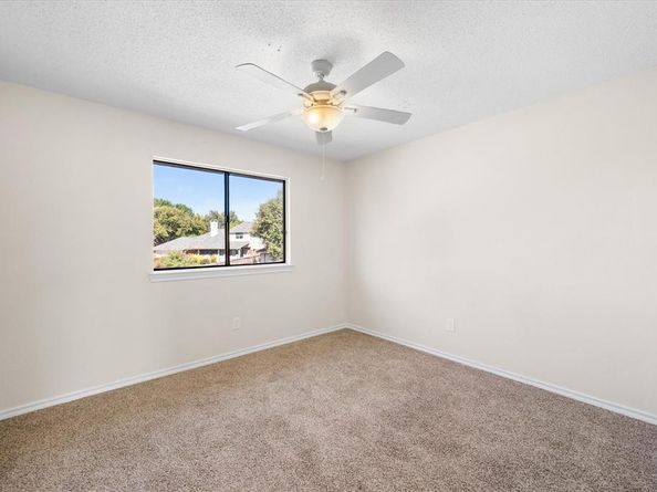 2094  Amber Court , Lewisville Texas 75067