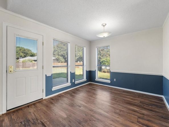 2094  Amber Court , Lewisville Texas 75067