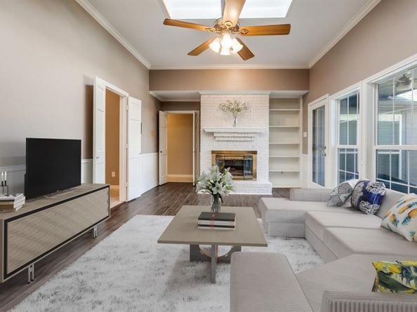 10127  Chisholm Trail , Dallas Texas 75243