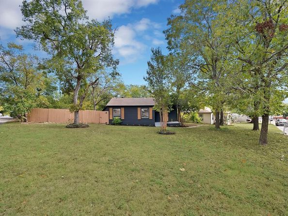 1312  Westwick Drive , River Oaks Texas 76114