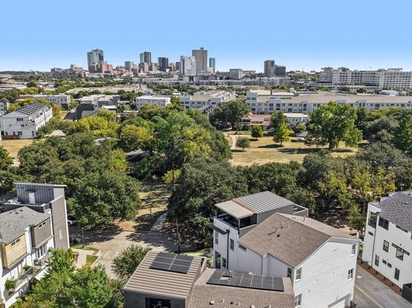 302  Wimberly Street , Fort Worth Texas 76107