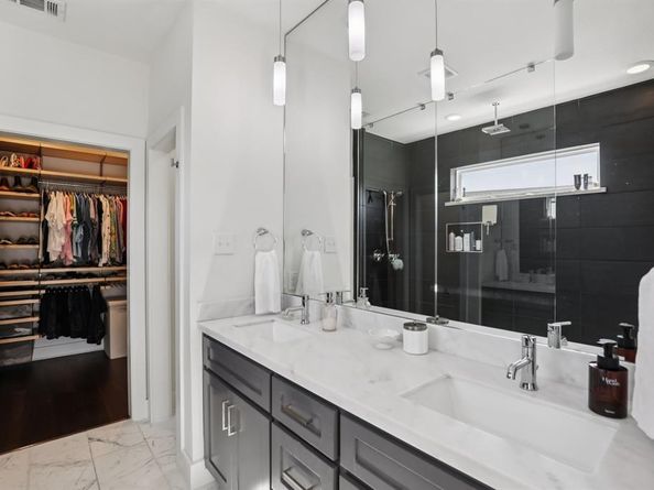 302  Wimberly Street , Fort Worth Texas 76107