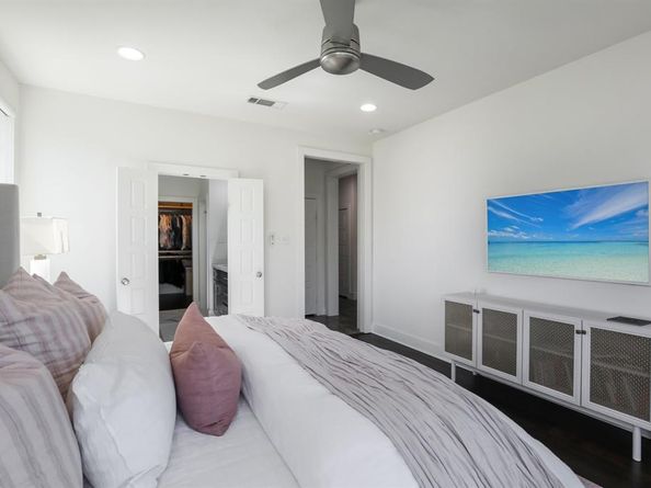 302  Wimberly Street , Fort Worth Texas 76107