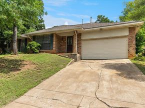 5711  Tumbleweed Court , Arlington Texas 76017
