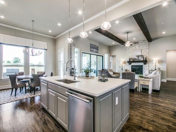 3200  Glenmore Avenue , Northlake Texas 76247