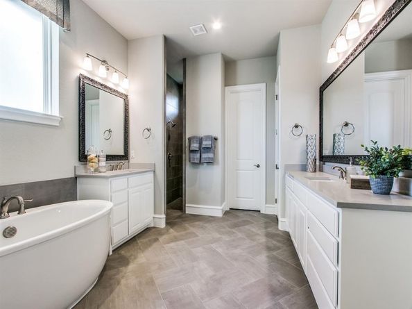 3200  Glenmore Avenue , Northlake Texas 76247