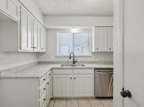 2106  Valleywood Drive , Arlington Texas 76013