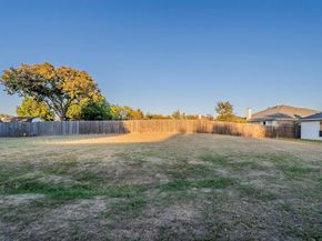 1601  Mcgarry Lane , Mansfield Texas 76063