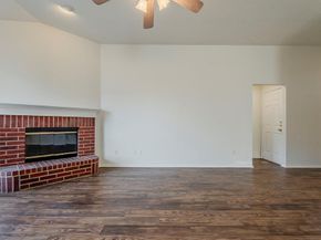 1601  Mcgarry Lane , Mansfield Texas 76063