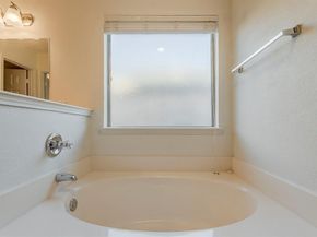 1601  Mcgarry Lane , Mansfield Texas 76063
