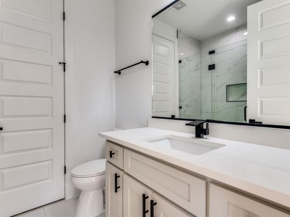 1700  Carriage Creek Drive , DeSoto Texas 75115