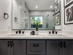 1700  Carriage Creek Drive , DeSoto Texas 75115