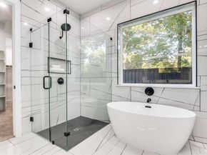 1700  Carriage Creek Drive , DeSoto Texas 75115