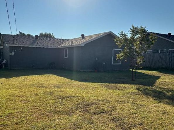 5400  Creek Valley Drive , Arlington Texas 76018
