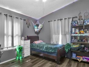 5400  Creek Valley Drive , Arlington Texas 76018