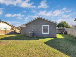 5400  Creek Valley Drive , Arlington Texas 76018