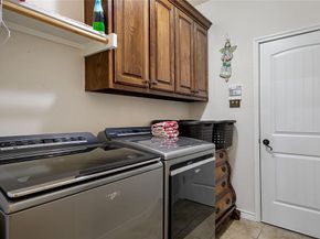 1800  Lancaster Gate  , Allen Texas 75013