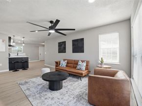 1012 W Grubb Drive , Mesquite Texas 75149