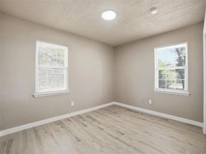 1012 W Grubb Drive , Mesquite Texas 75149