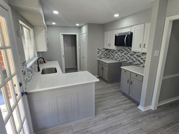 1301  Mallard Drive , DeSoto Texas 75115