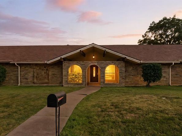 6709  Santiago Avenue , Fort Worth Texas 76133