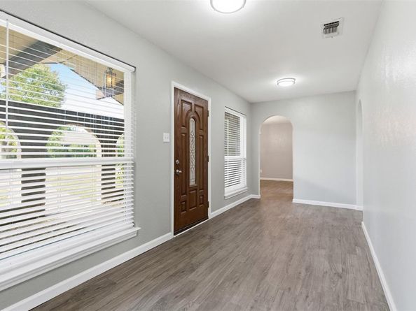 6709  Santiago Avenue , Fort Worth Texas 76133