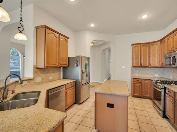 1015  Grover Court , Cedar Hill Texas 75104