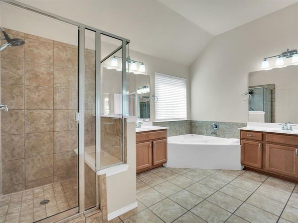 1015  Grover Court , Cedar Hill Texas 75104